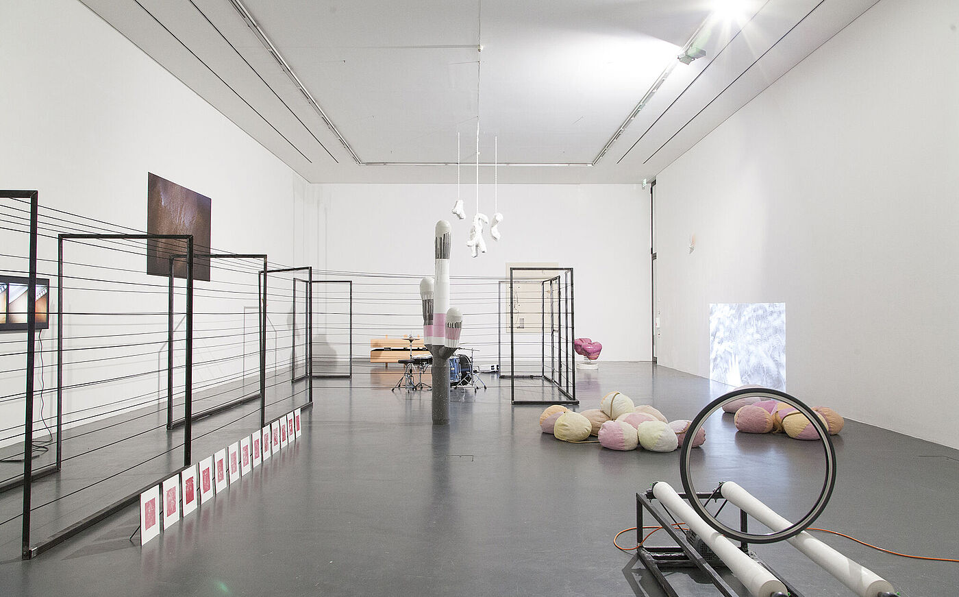 Ausstellung mit Kunstprojekten von Studierenden in der Galerie der HBK Braunschweig