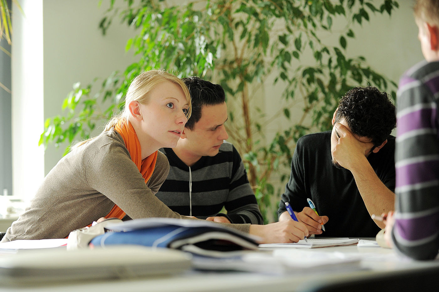 Studierende der Universität Oldenburg lernen gemeinsam